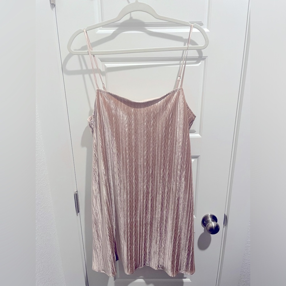 Boutique Dress / Velvet